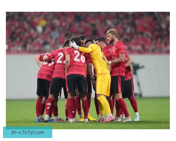 半场点评：费利佩表现抢眼姜至鹏需改进